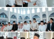 Ketua DPRD Lampung dan Ketua Komisi V Hadiri Sholat Idul Adha Bersama Gubernur di Masjid Raya Al-Bakrie