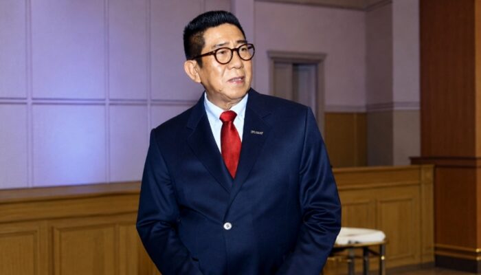 PASCA PUTUSAN MK: BOLA POLITIK GIBRAN BERPINDAH DARI MK KE ISTANA